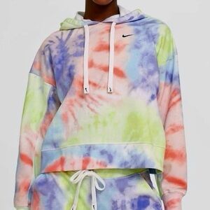Nike Pastel Tie-Dye Cropped Hoodie in Lavender, Pink & Mint